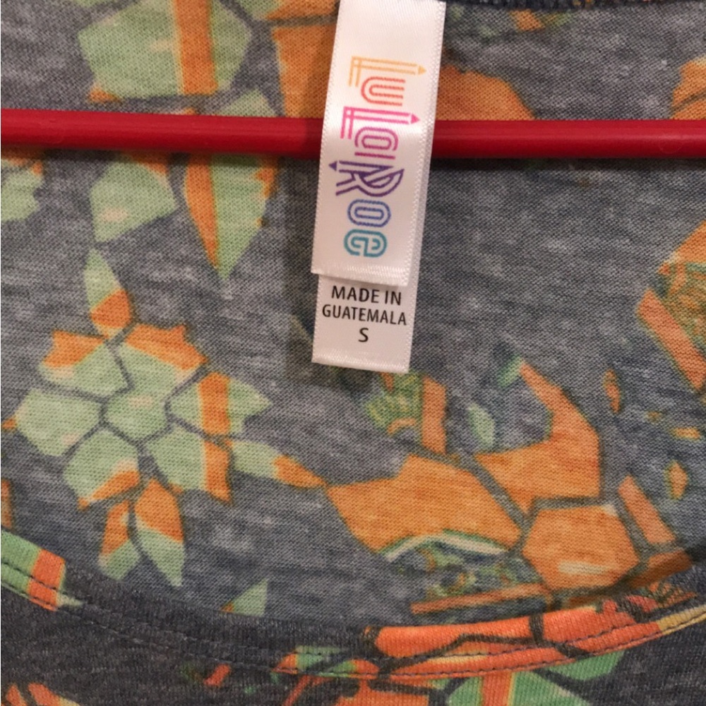 Fabric Type
Polyester-Fabric Type
Polyester-blend - Picture 4 of 4